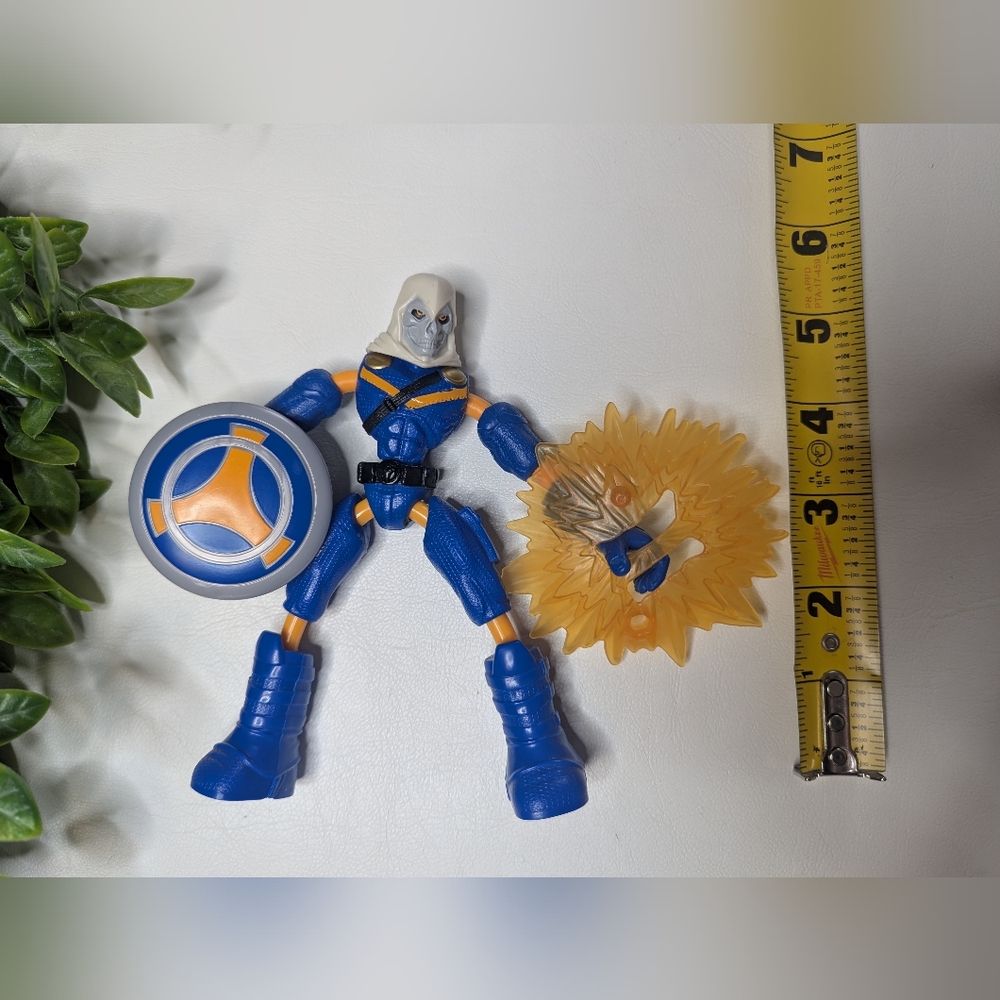 Marvel Avengers Bend and Flex: Taskmaster 6" Action Figure Hasbro 2021